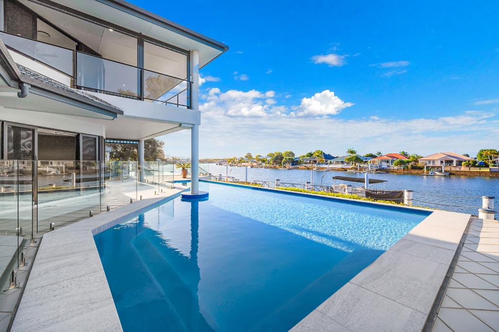 6/1 Raptor Pl, Pelican Waters, QLD 4551