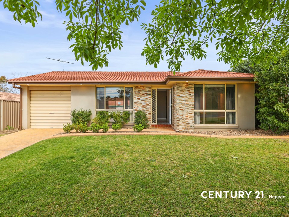 16 Pardalote Pl, Glenmore Park, NSW 2745