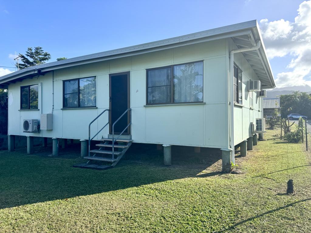 11 Wilson St, Mossman, QLD 4873