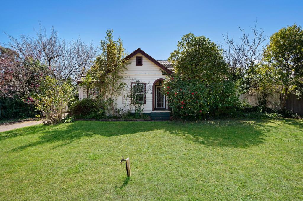 10 Toms Cres, Ainslie, ACT 2602