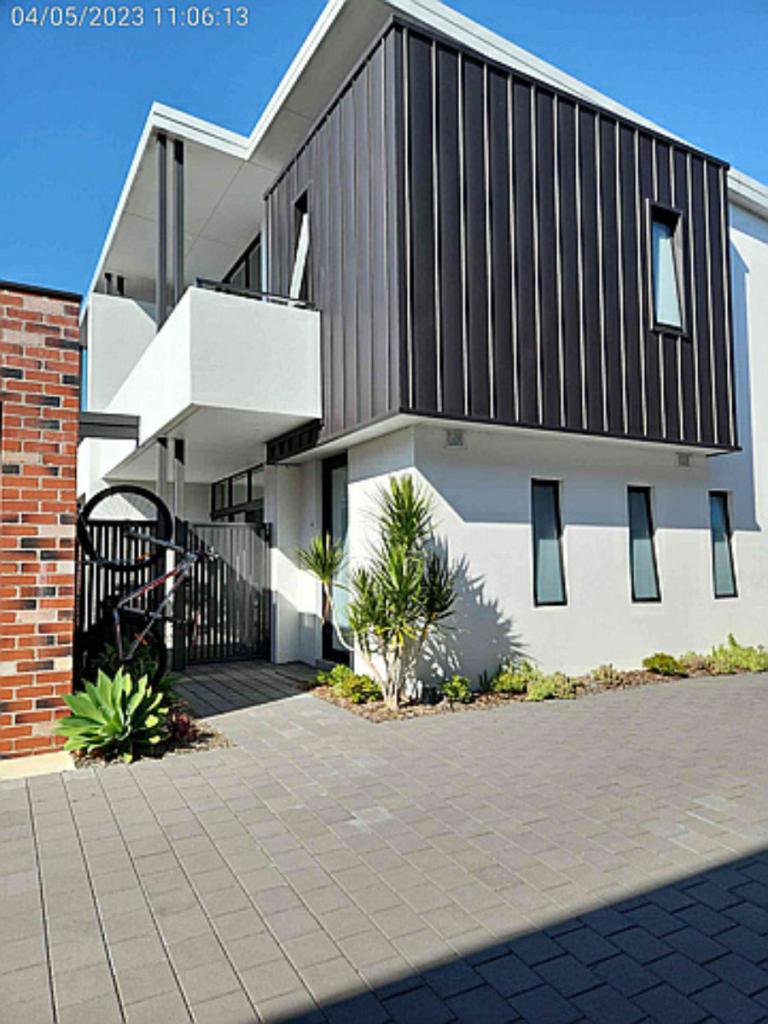 1/132 Gladstone Rd, Rivervale, WA 6103