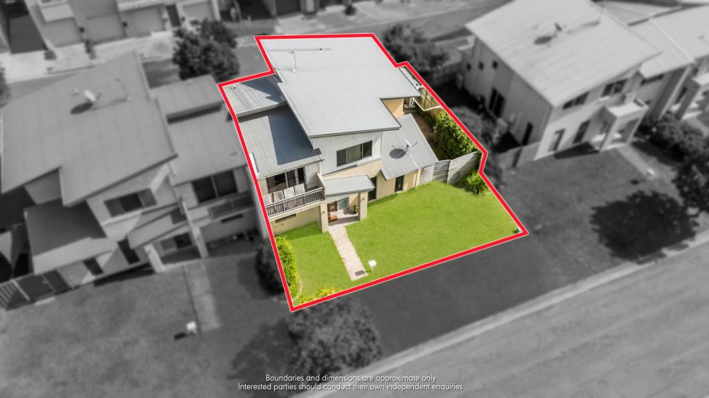 1/3 Elise Ave, Coomera, QLD 4209