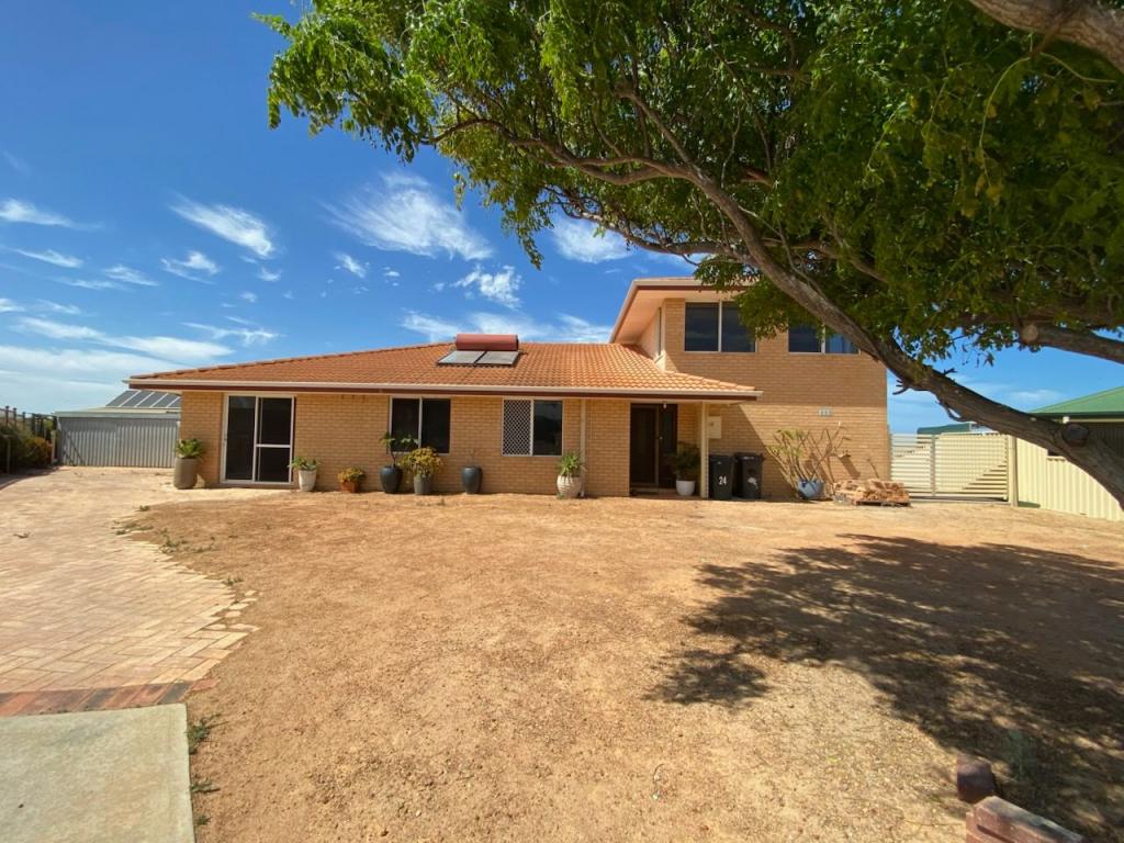 24 Turton Hts, Dongara, WA 6525