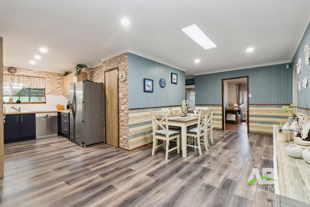 23 NOLYANG CRES, WANNEROO, WA 6065