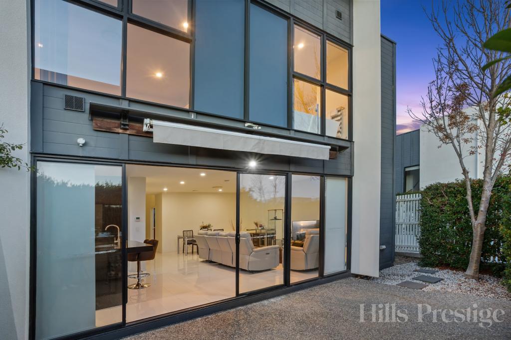92 Hezlett Rd, North Kellyville, NSW 2155