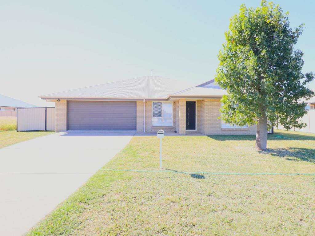 47 Howard St, Roma, QLD 4455