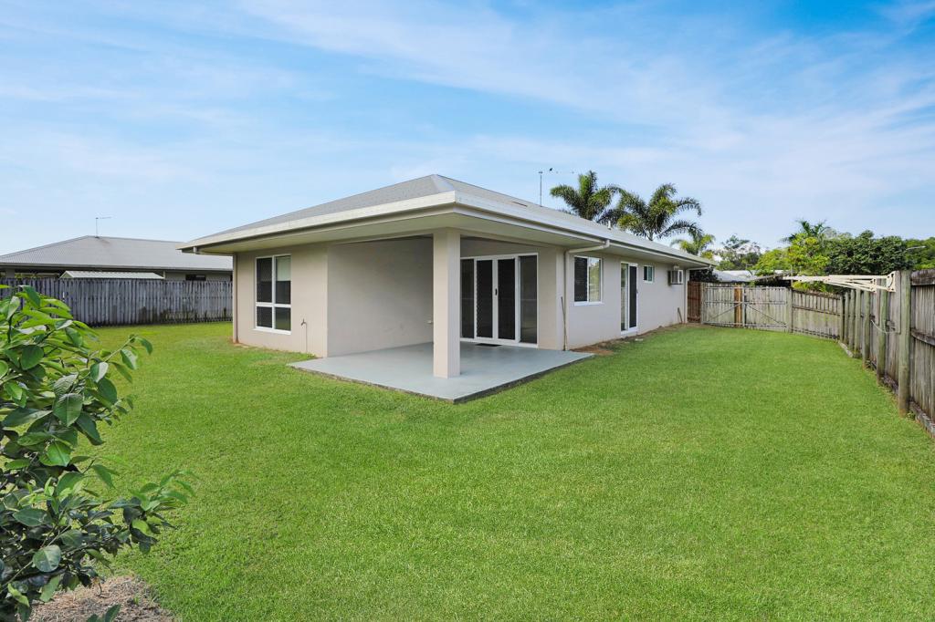 16 Baldwin Cl, White Rock, QLD 4868