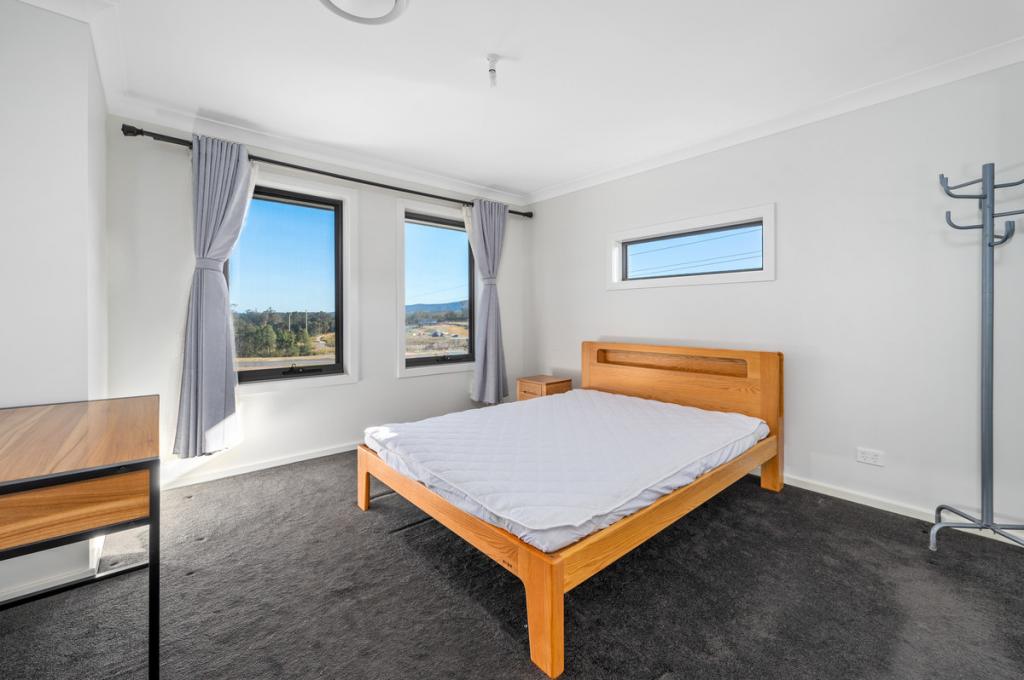 Room 2/54 Breakwell Rd, Cameron Park, NSW 2285