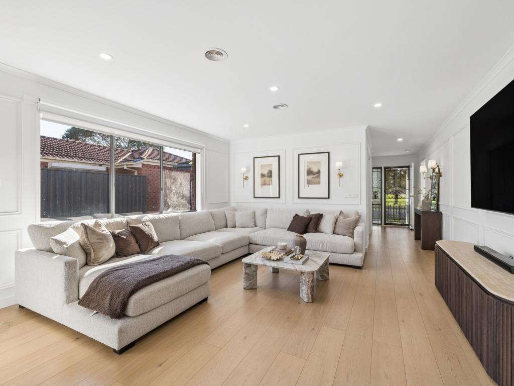 2 Bellflower Pl, Hampton Park, VIC 3976