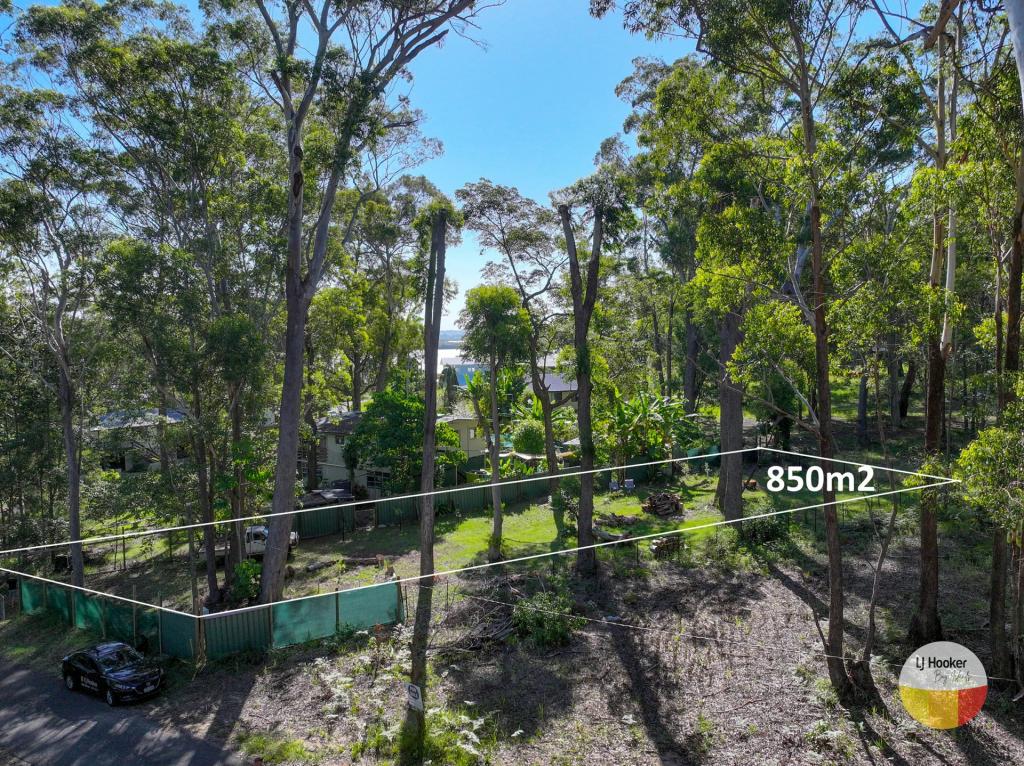 33 Heeterra St, Russell Island, QLD 4184
