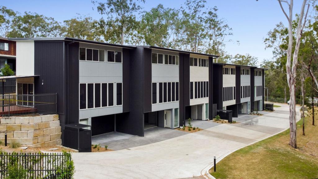 516/33 KERSLEY RD, KENMORE, QLD 4069