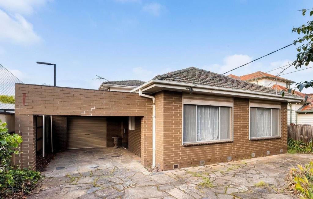 25 SOUTHERNHAY ST, RESERVOIR, VIC 3073
