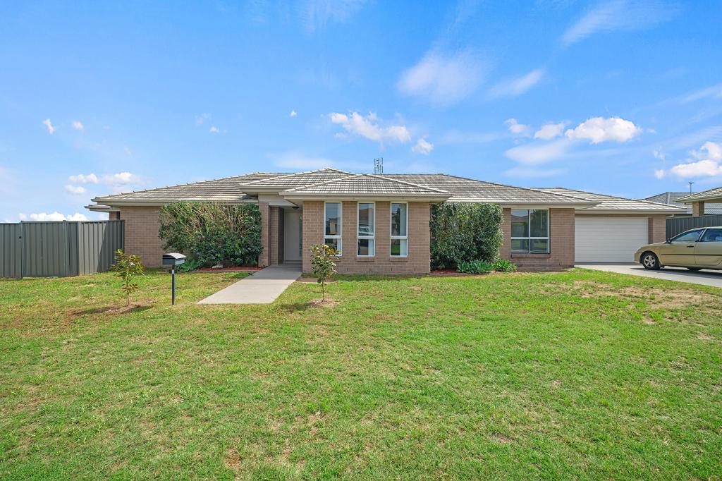 4 KELMAN DR, CLIFTLEIGH, NSW 2321