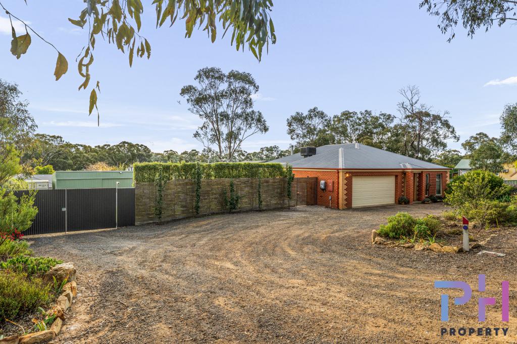 48 Wicks Rd, Maiden Gully, VIC 3551