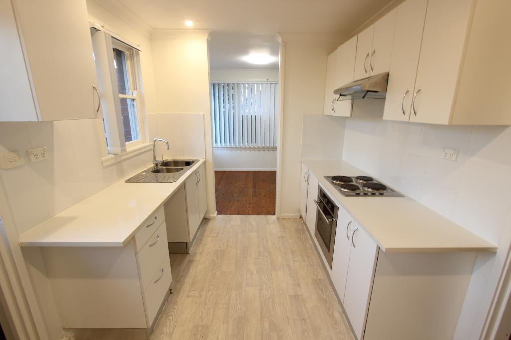 6 Selwyn Pl, Cartwright, NSW 2168