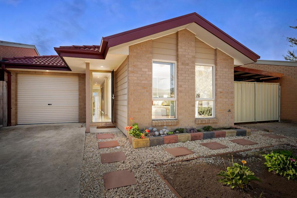 10 Stang Pl, Macgregor, ACT 2615
