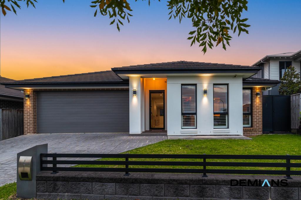 30 Horizon Cct, Moorebank, NSW 2170