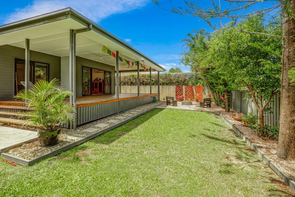 31 Oak St, Cooroy, QLD 4563