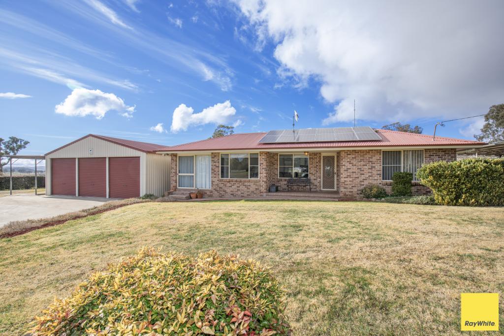 7421 Guyra Rd, Guyra, NSW 2365