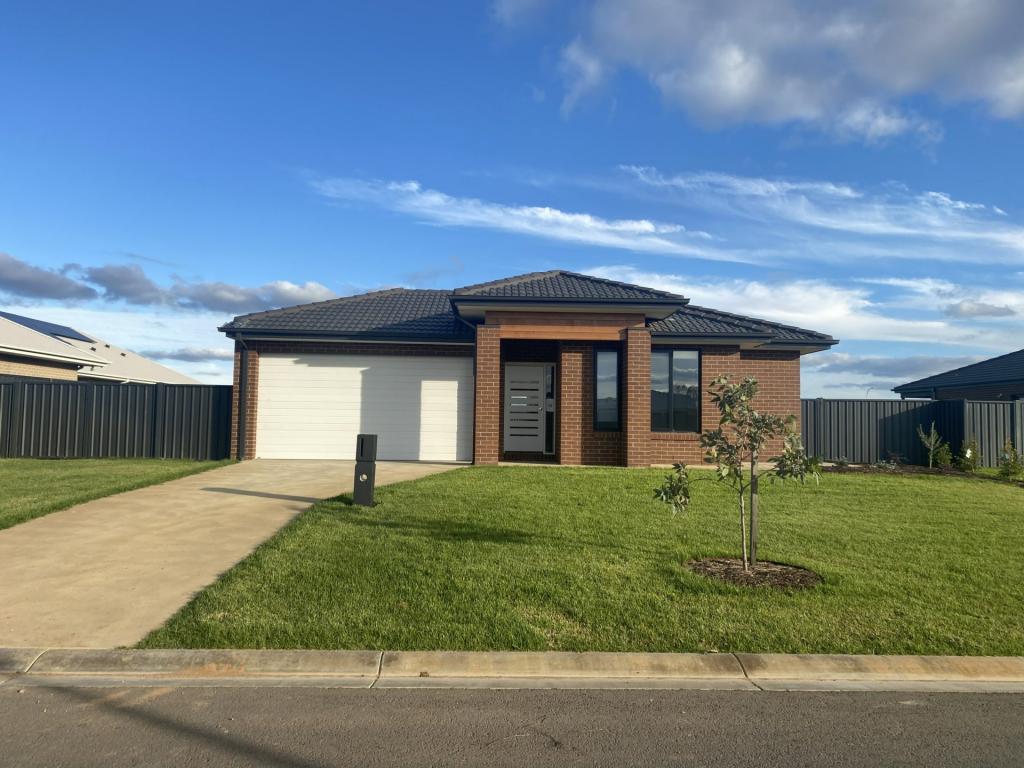38 Finch Cct, Moama, NSW 2731