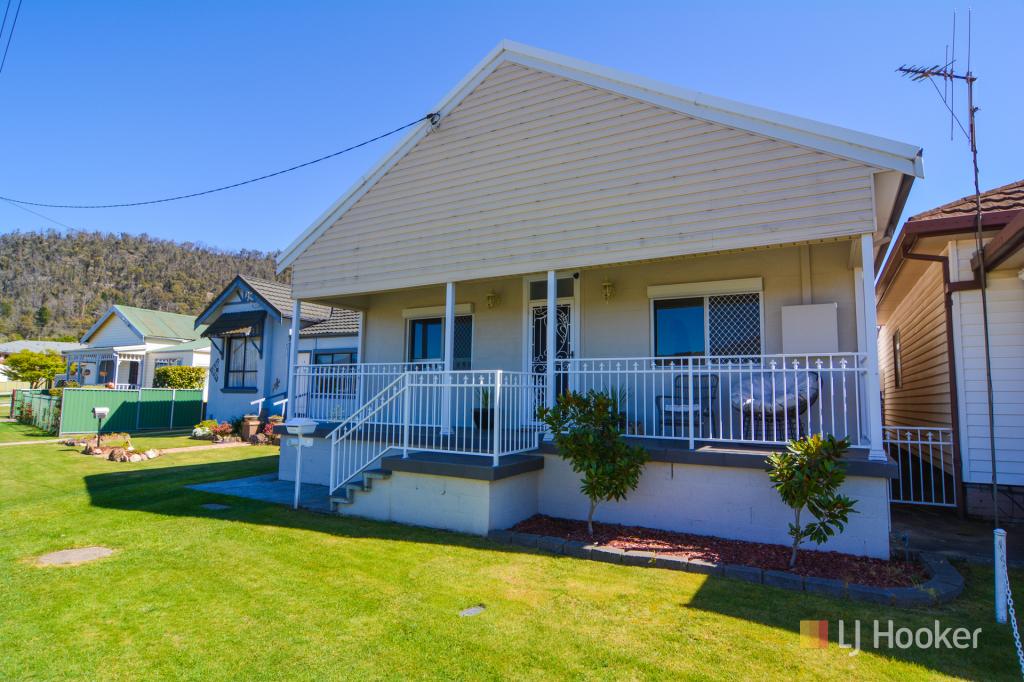 88 Sandford Ave, Lithgow, NSW 2790