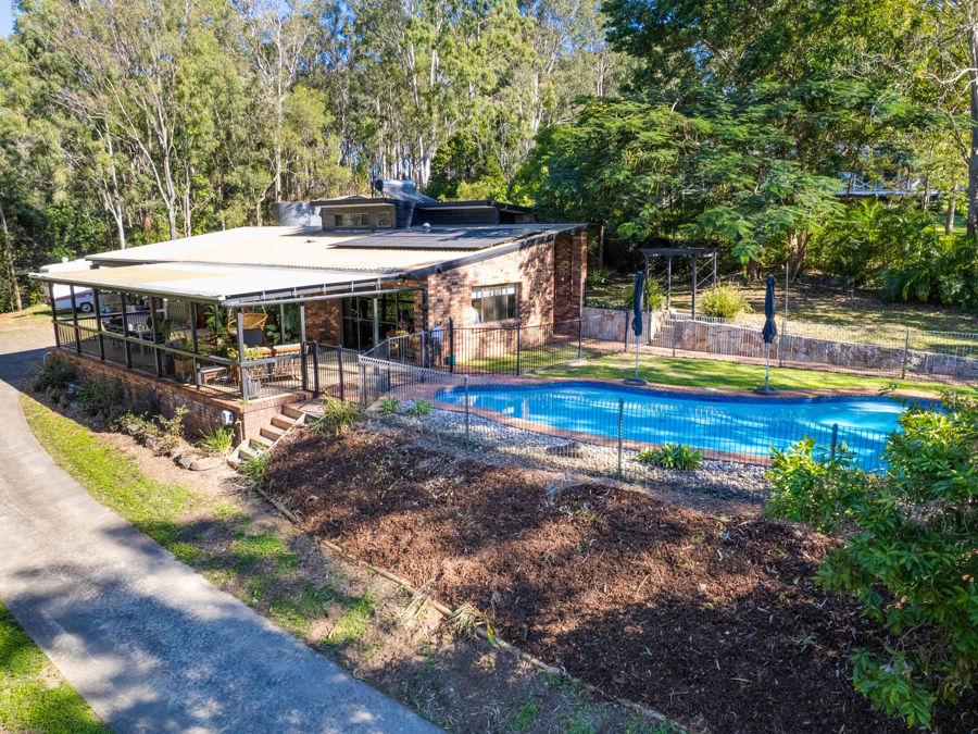 23 Whiteside Rd, Whiteside, QLD 4503