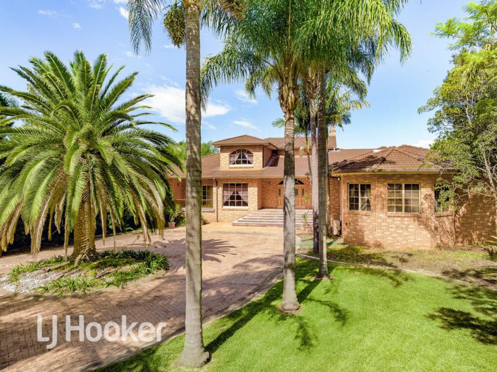 252 CAMPBELLTOWN RD, DENHAM COURT, NSW 2565