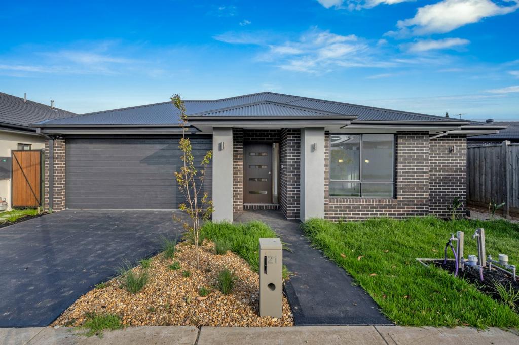 21 Straun Rd, Mickleham, VIC 3064