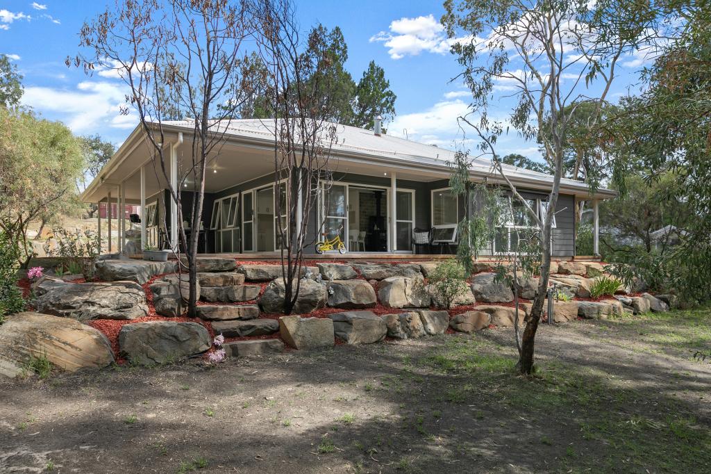 77 Queen St, Williamstown, SA 5351