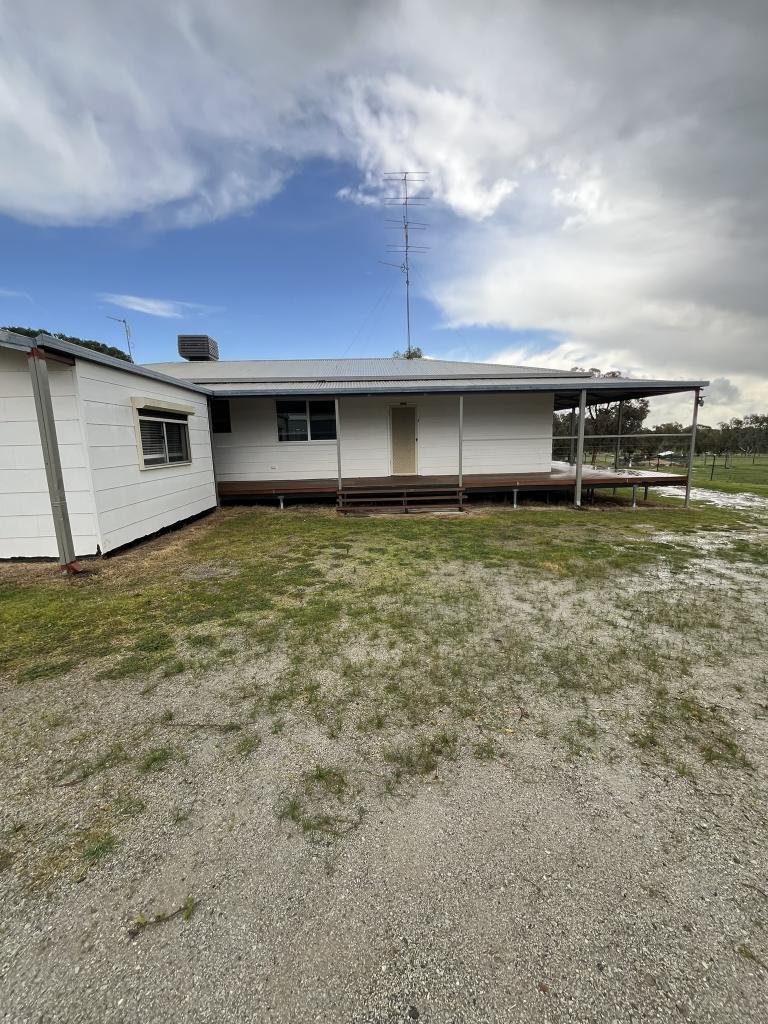 Contact agent for address, GRASS VALLEY, WA 6403