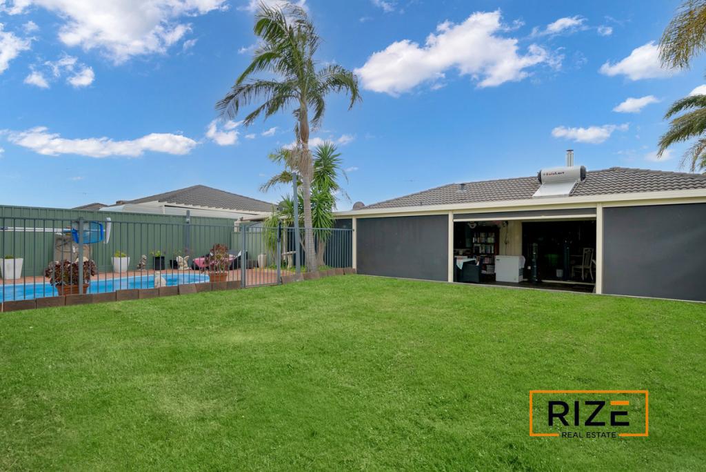 20 Beefwood St, Banksia Grove, WA 6031