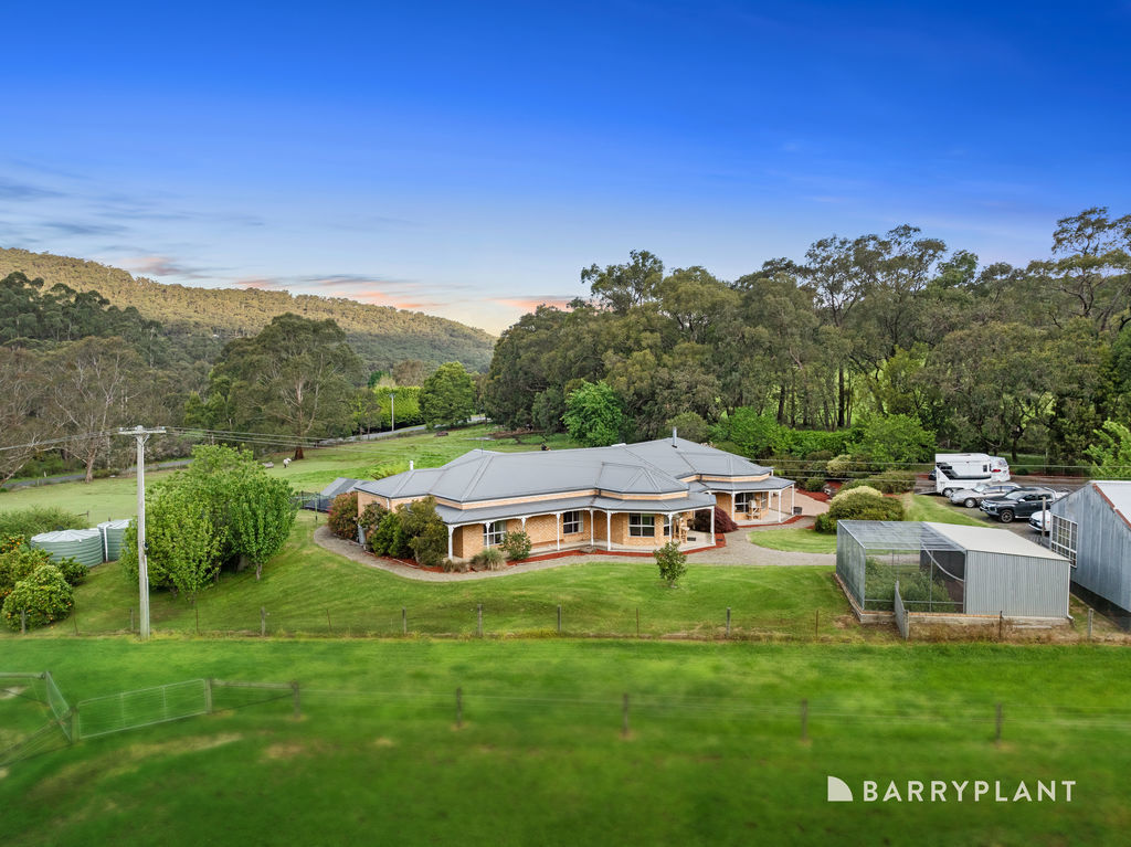 225 Wickhams Rd, Launching Place, VIC 3139