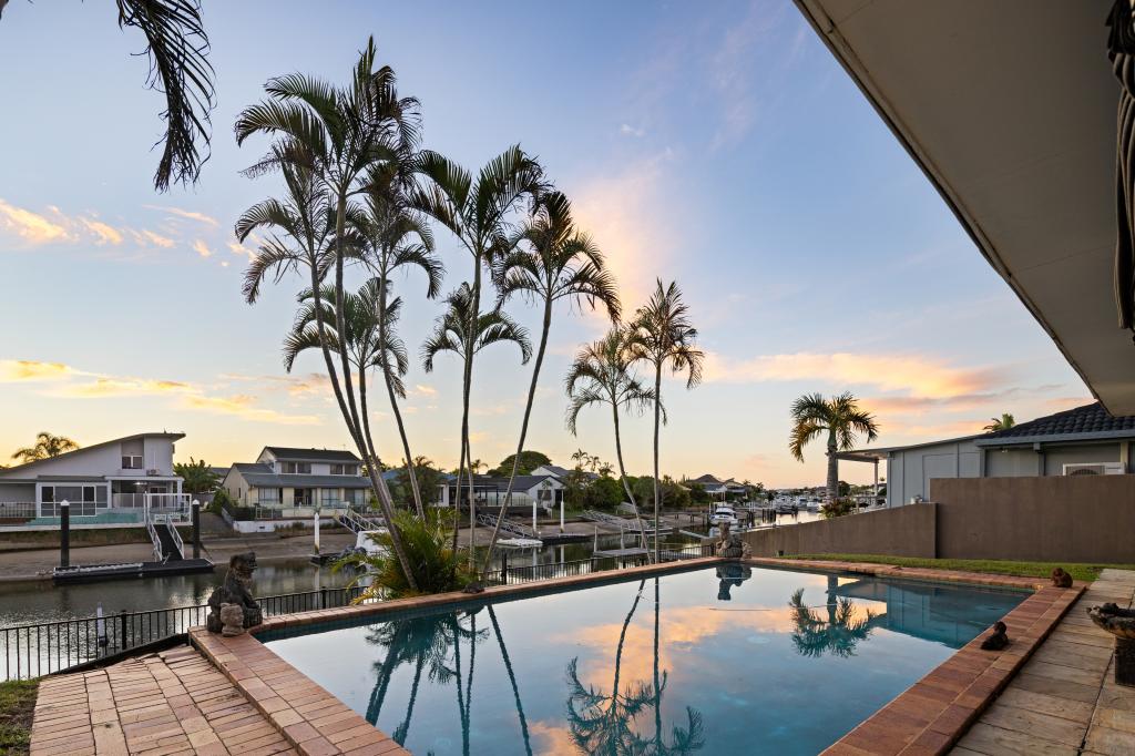 90 Oxley Dr, Paradise Point, QLD 4216