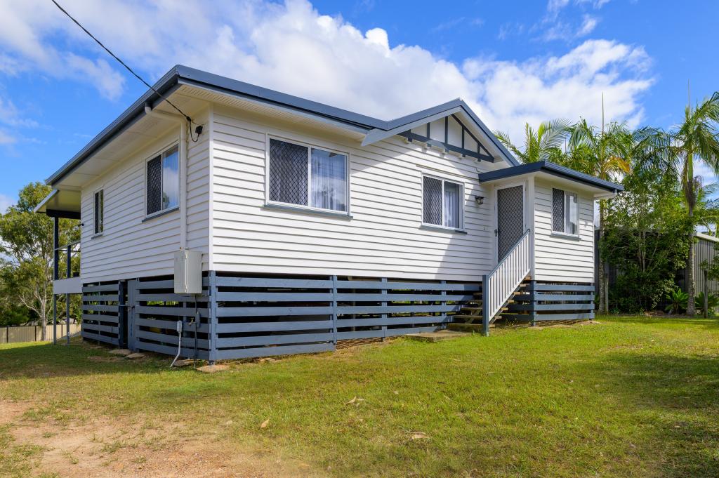 54 Bayside Rd, Cooloola Cove, QLD 4580