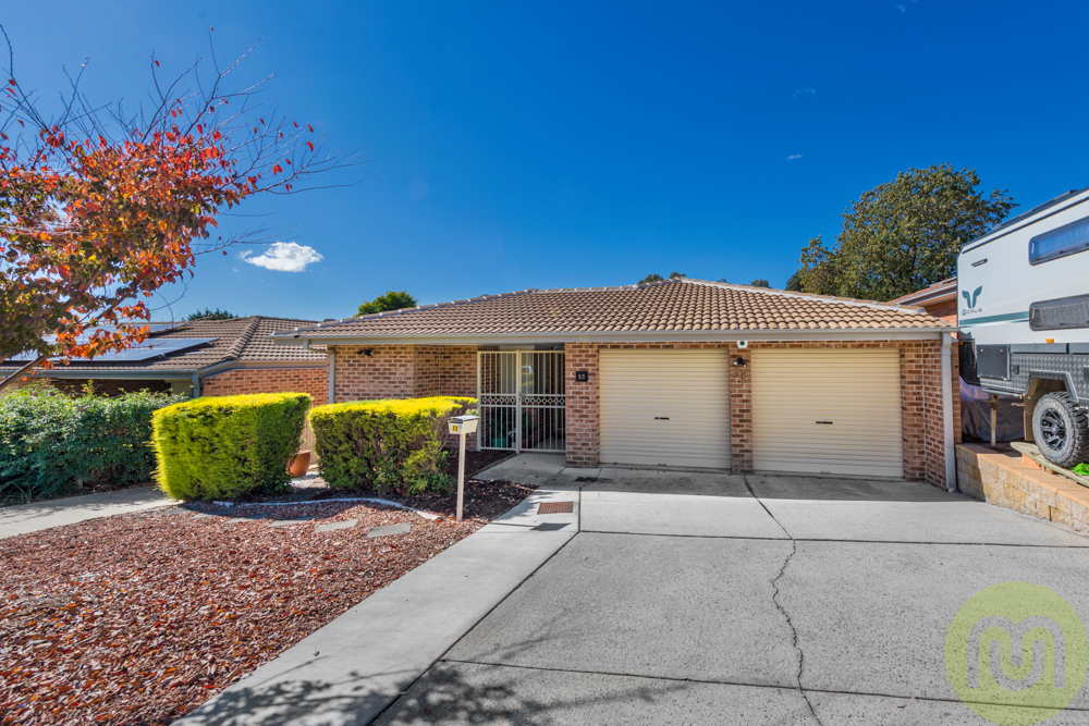 23 Charlton Cres, Gordon, ACT 2906