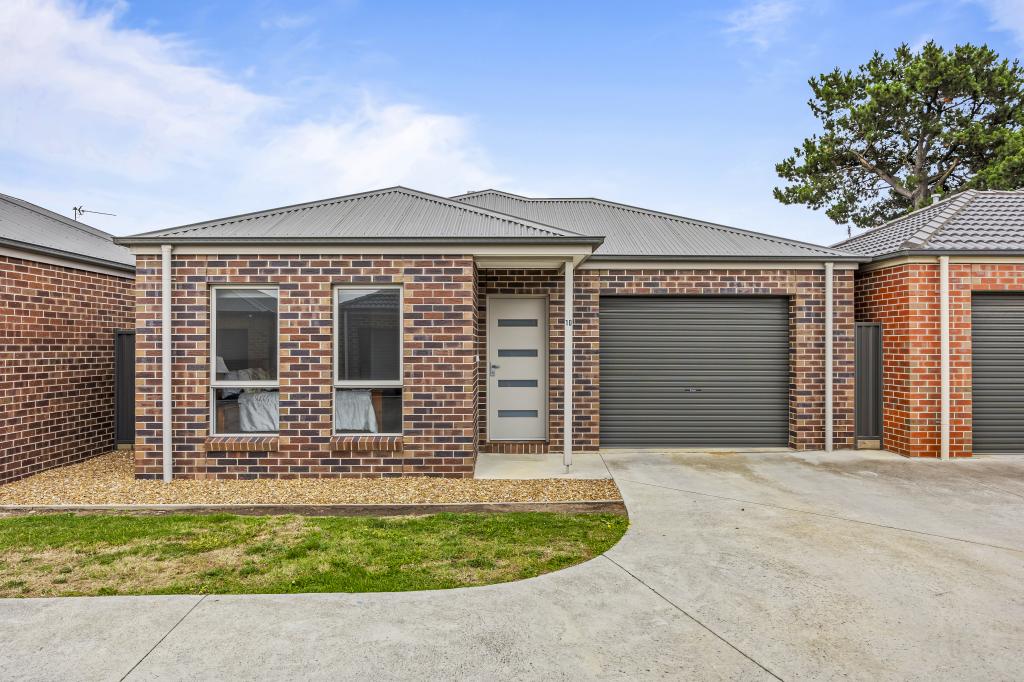 10 Bilston Pl, Sebastopol, VIC 3356