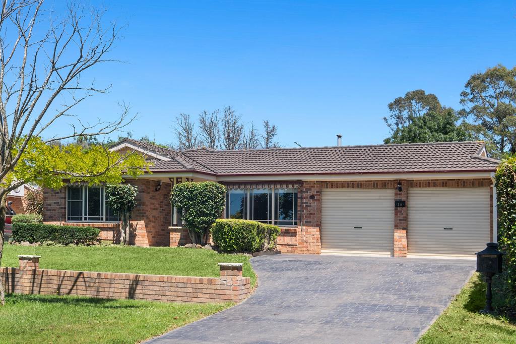 18 Reeyana Pl, Moss Vale, NSW 2577