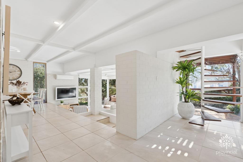 4 Dale Dr, Gooseberry Hill, WA 6076