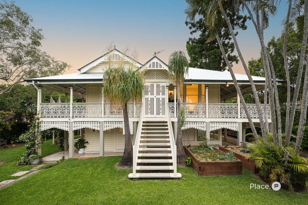 18 Consort St, Corinda, QLD 4075