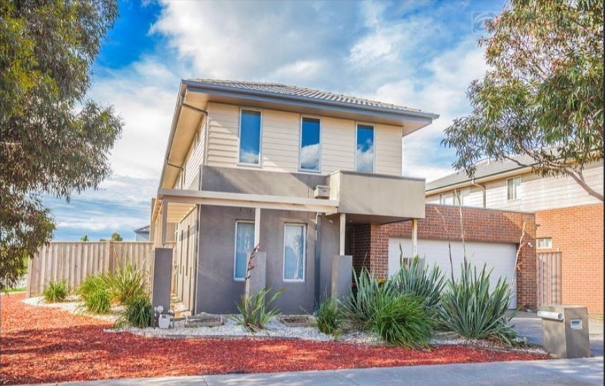 22 CLAREMONT ST, CRAIGIEBURN, VIC 3064