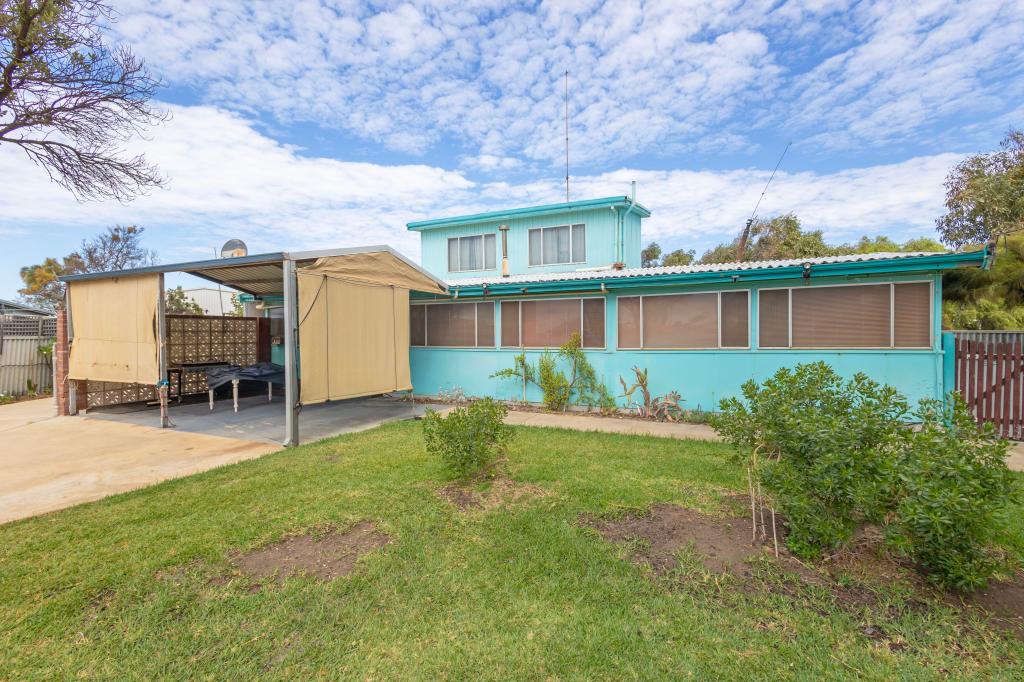 5 Bierman St, Green Head, WA 6514