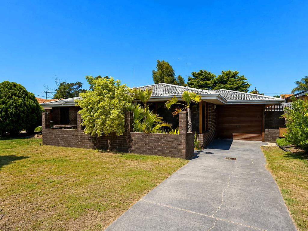 28 Mandalay Pl, Craigie, WA 6025