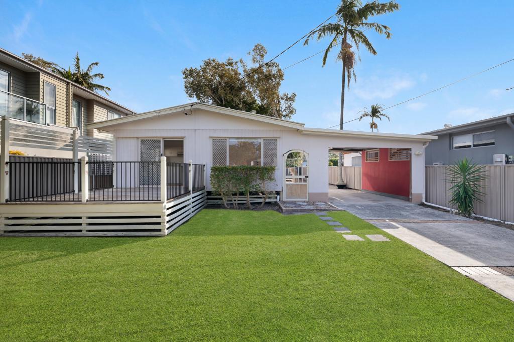 42 Allinga St, Coombabah, QLD 4216