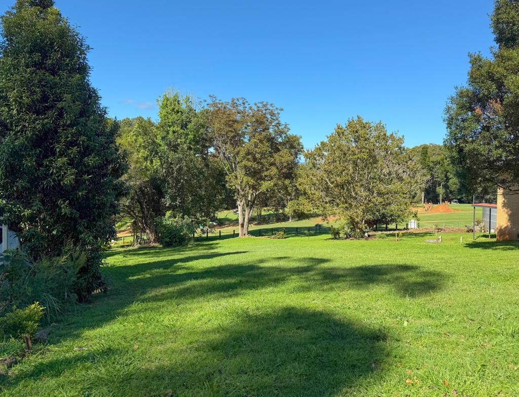 47 Pacific Pde, Tamborine Mountain, QLD 4272