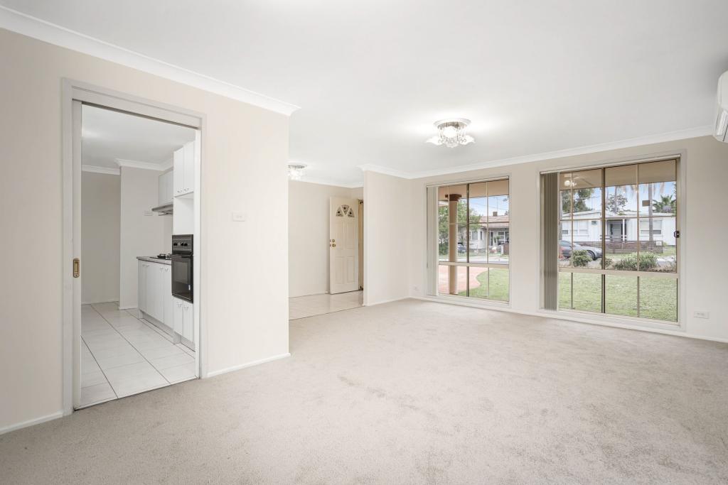 28 Wycombe St, Doonside, NSW 2767