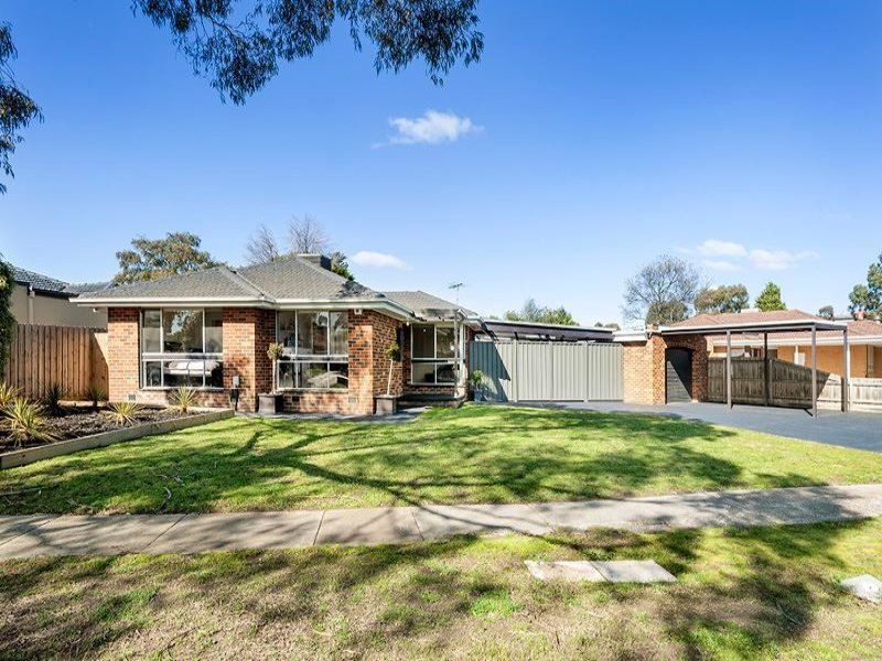 15 Malua Cres, Mill Park, VIC 3082
