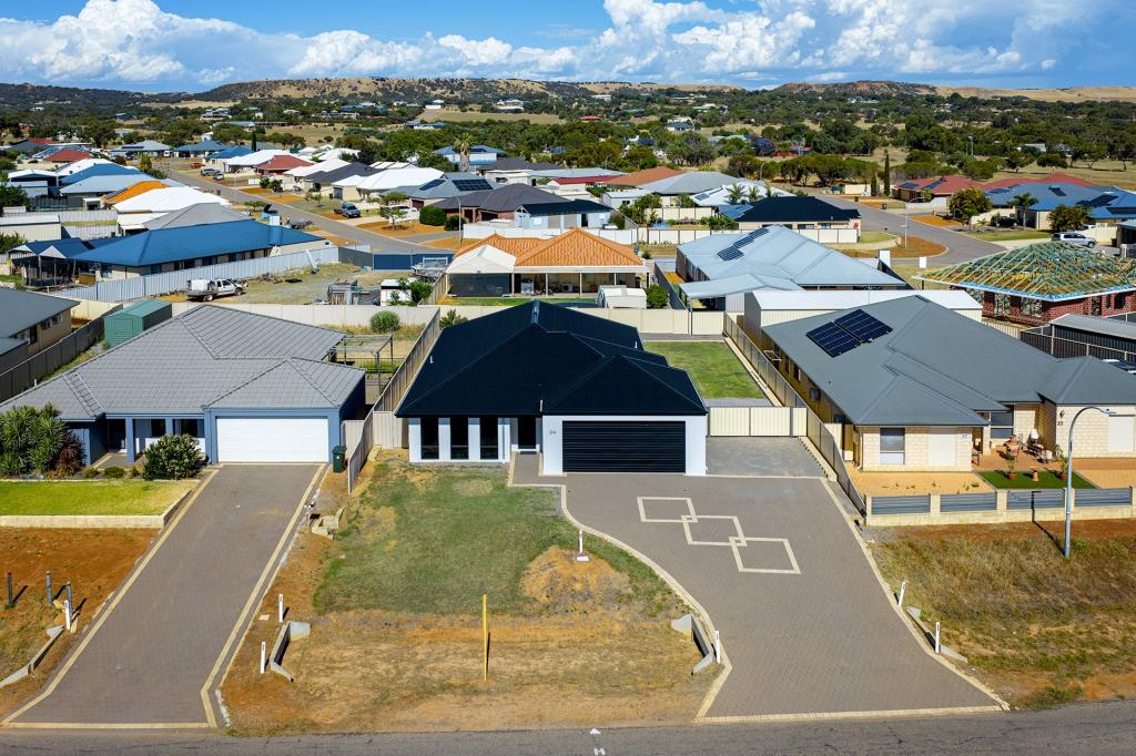 24 Sutcliffe Rd, Waggrakine, WA 6530