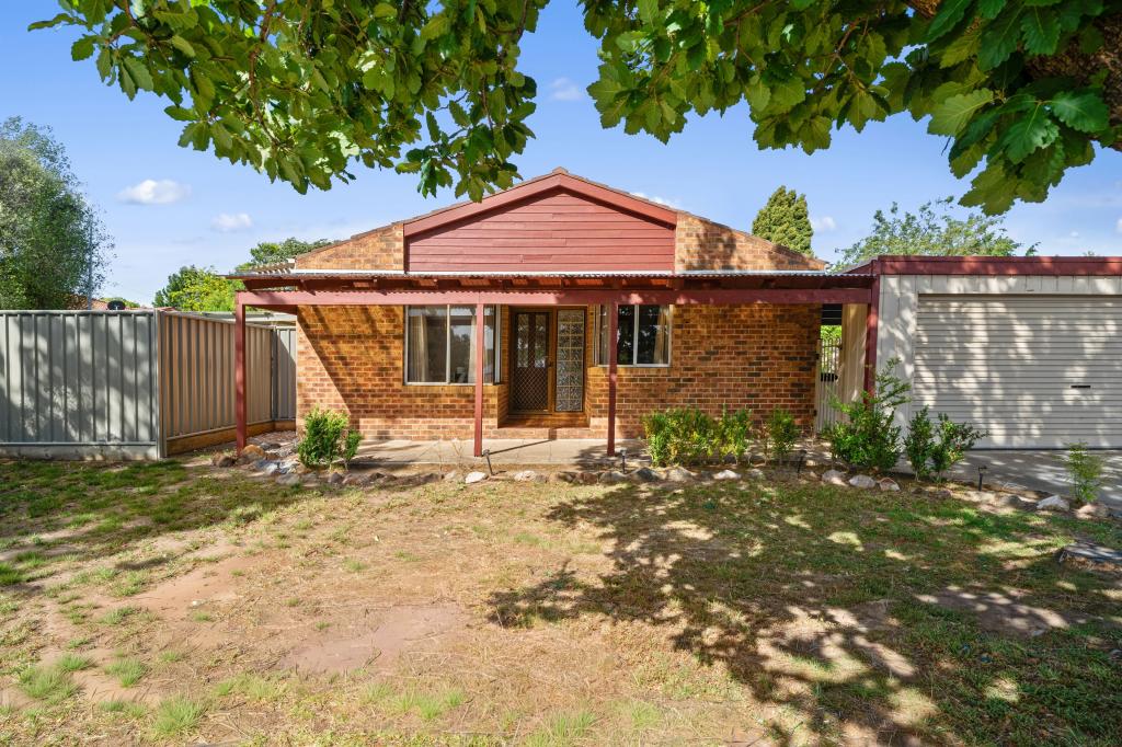 225 Ellerston Ave, Isabella Plains, ACT 2905
