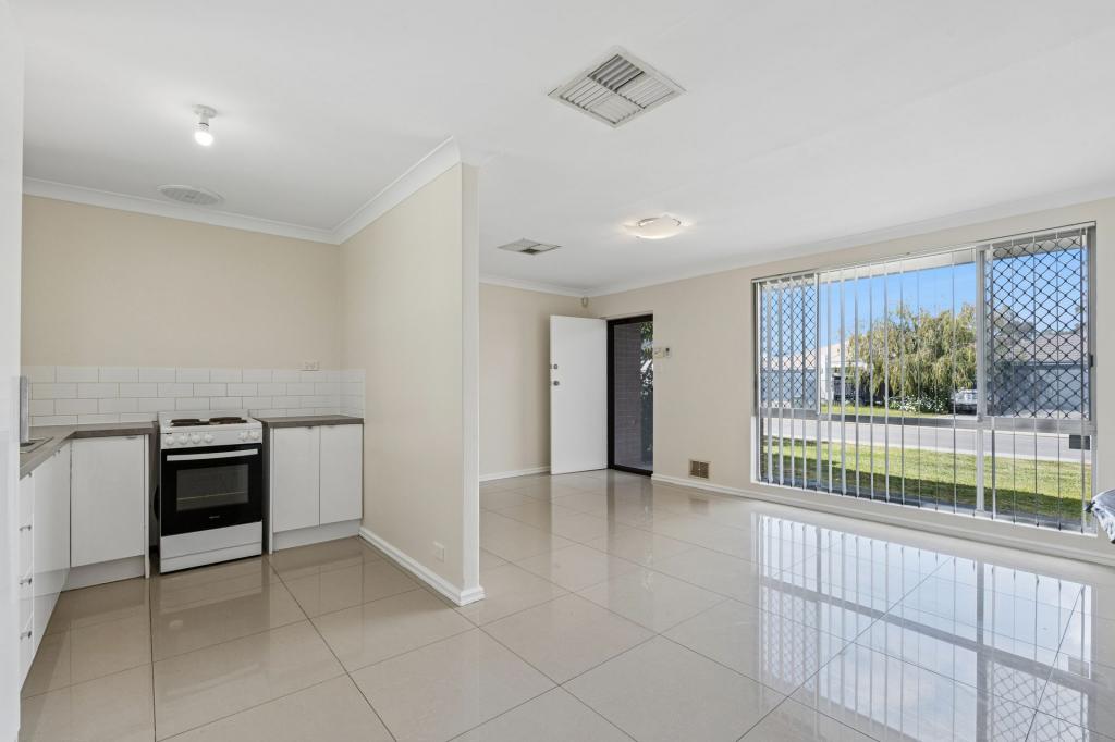31 Girraween St, Armadale, WA 6112