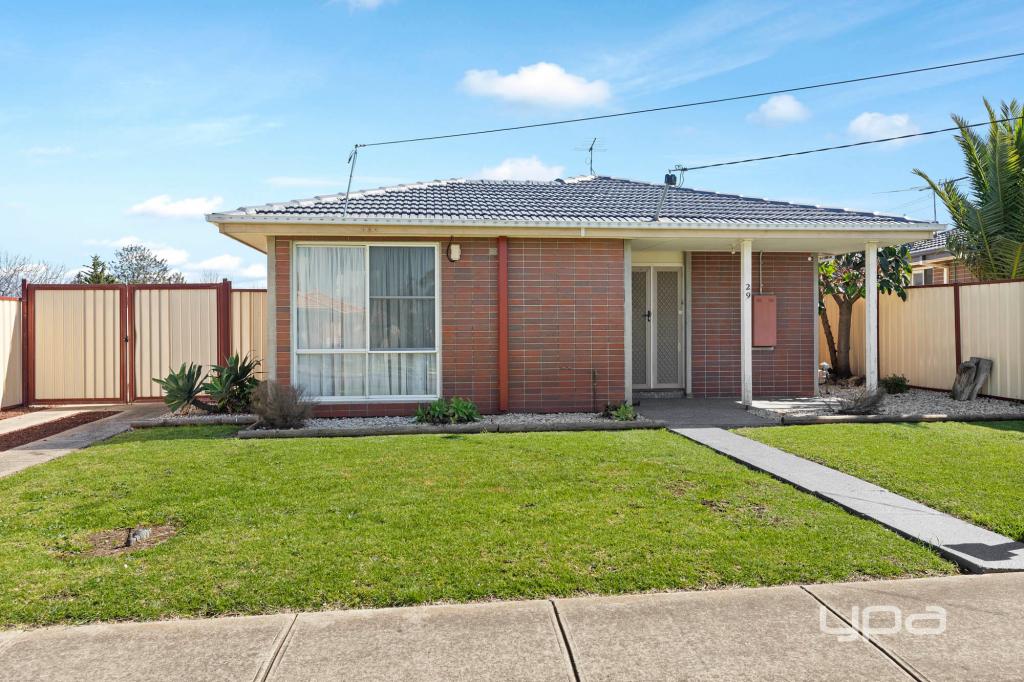 29 Oakwood Rd, Albanvale, VIC 3021